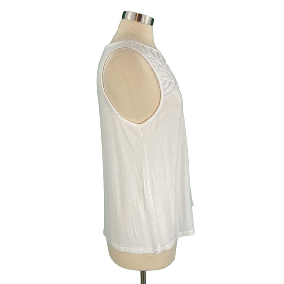 Liz Claiborne Petite White Mesh Front Sleeveless Top - Picture 5 of 16